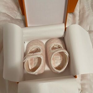 Brand new Hermès babygirl shoes!